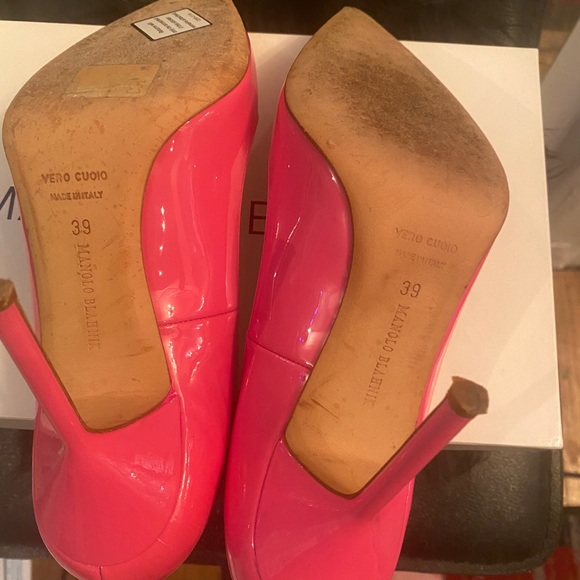 Manolo Blahnik pink patent heels - Picture 11 of 15
